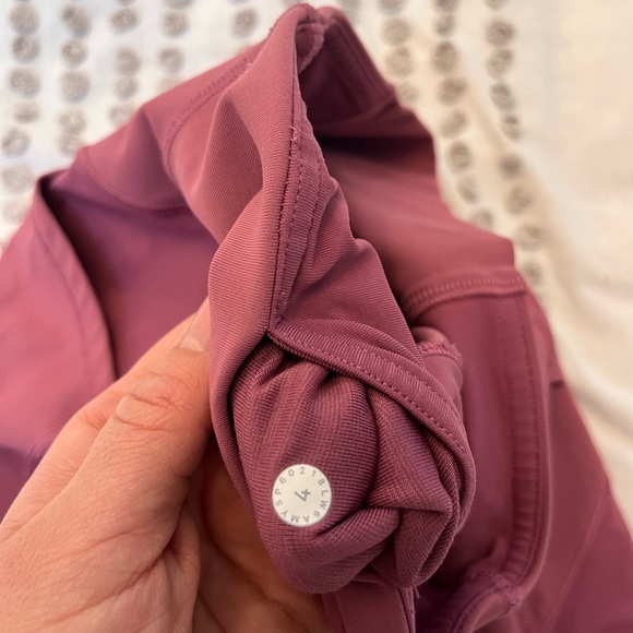 All the right places - Moss rose - Picture 5 of 6